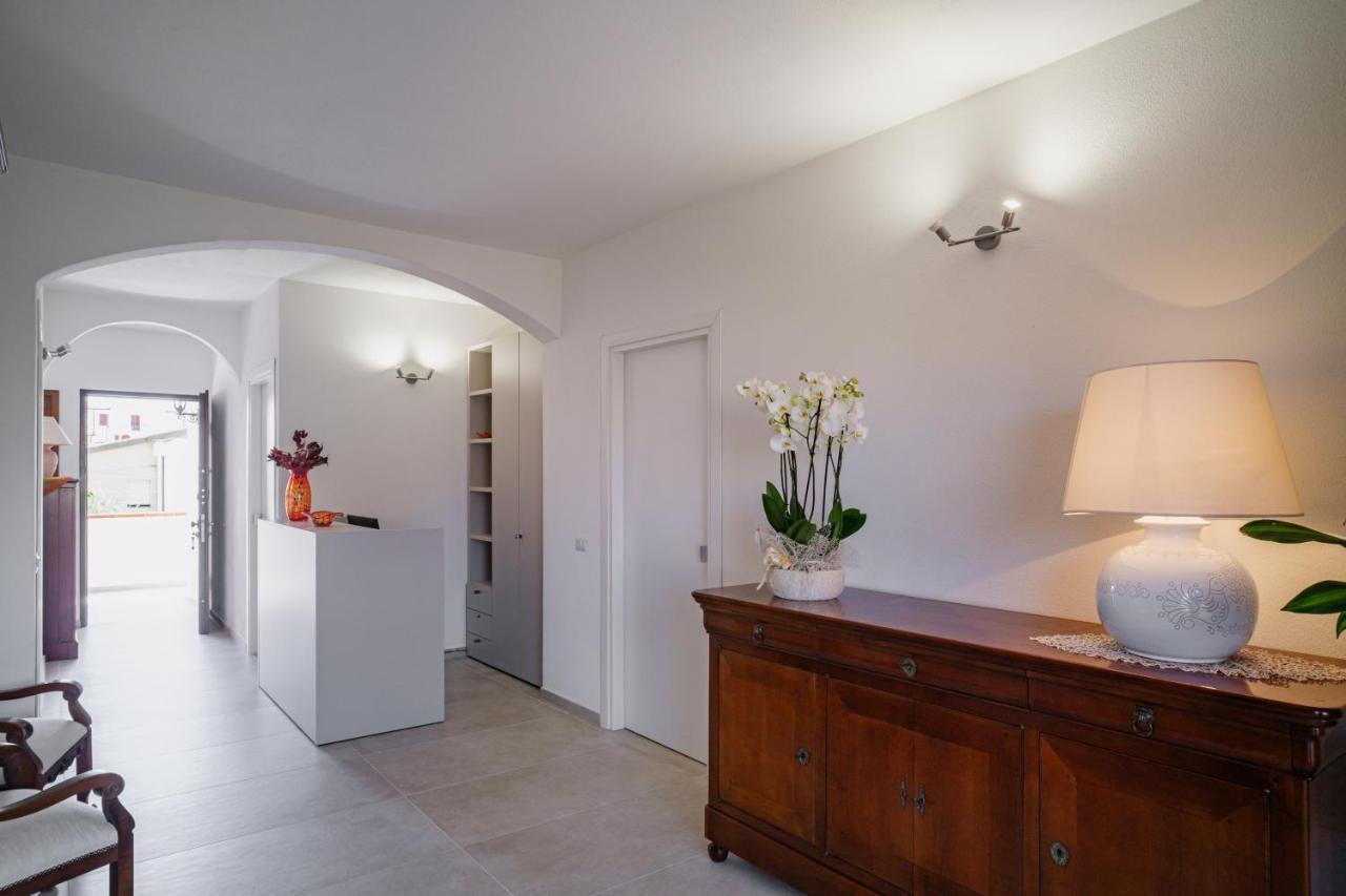 As 10 House Guest house Olbia